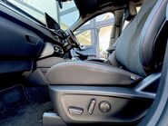 Ford Kuga ST-LINE 25