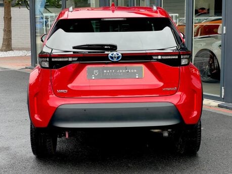 Toyota Yaris Cross EXCEL 18