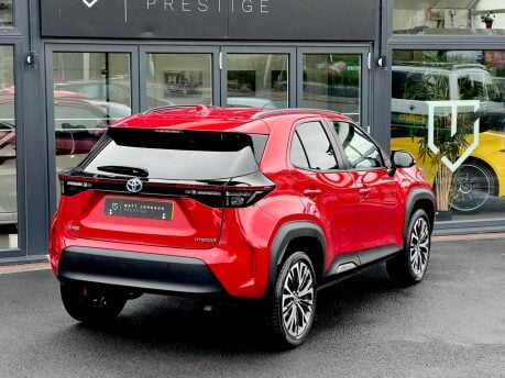 Toyota Yaris Cross EXCEL 14