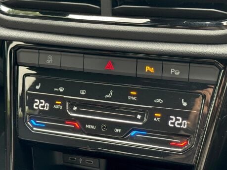Volkswagen T-Roc STYLE TSI DSG 58