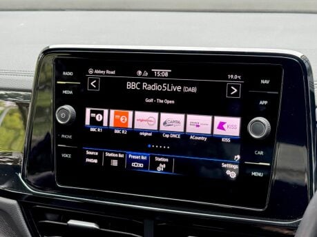 Volkswagen T-Roc STYLE TSI DSG 50