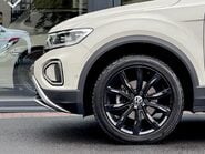 Volkswagen T-Roc STYLE TSI DSG 27