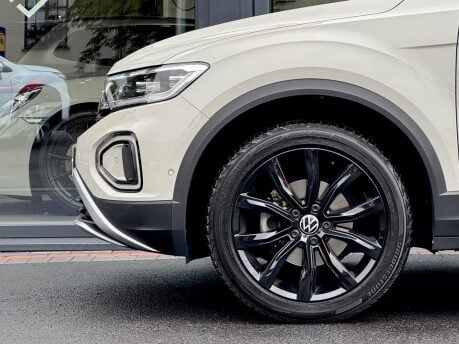 Volkswagen T-Roc STYLE TSI DSG 27
