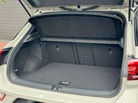 Volkswagen T-Roc STYLE TSI DSG 38