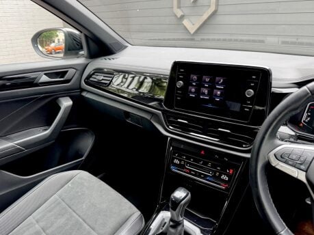 Volkswagen T-Roc STYLE TSI DSG 56