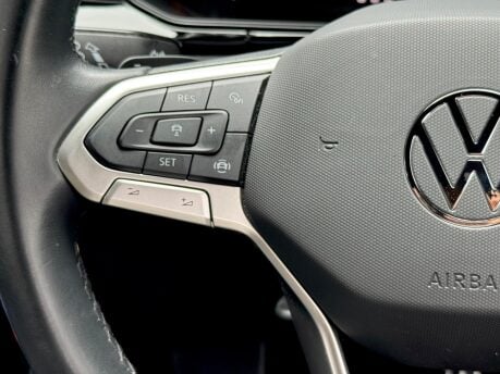 Volkswagen T-Roc STYLE TSI DSG 47