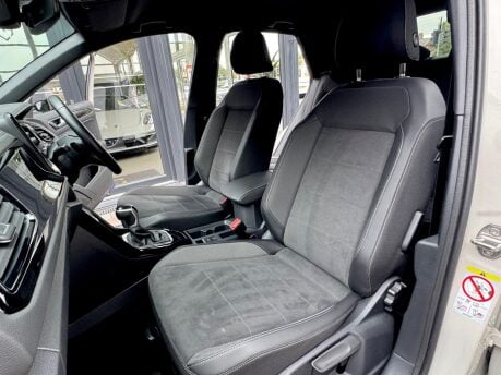 Volkswagen T-Roc STYLE TSI DSG 40