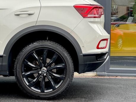 Volkswagen T-Roc STYLE TSI DSG 24