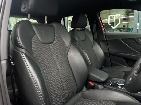 Audi Q2 TFSI S LINE 30