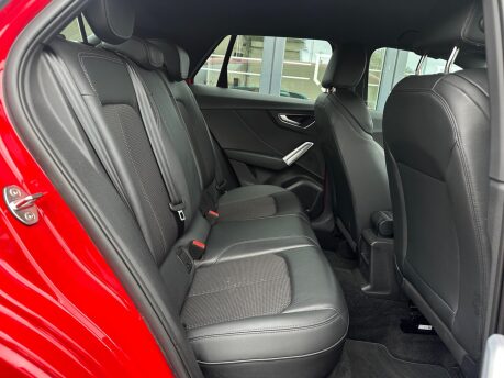 Audi Q2 TFSI S LINE 37