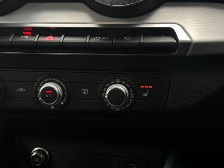 Audi Q2 TFSI S LINE 17