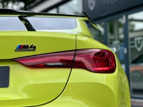 BMW M4 M4 COMPETITION M XDRIVE 21