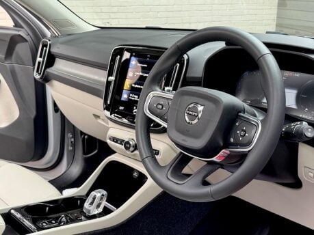 Volvo XC40 RECHARGE T4 INSCRIPTION 19