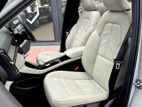 Volvo XC40 RECHARGE T4 INSCRIPTION 11