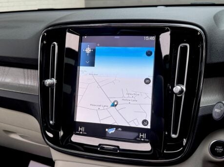Volvo XC40 RECHARGE T4 INSCRIPTION 28