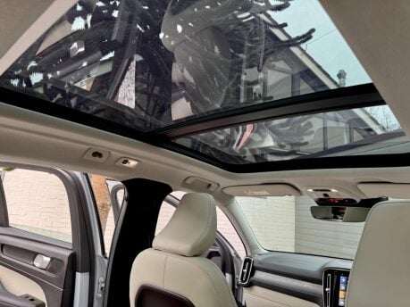 Volvo XC40 RECHARGE T4 INSCRIPTION 5