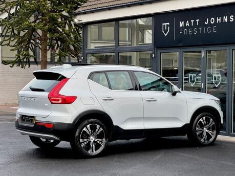 Volvo XC40 RECHARGE T4 INSCRIPTION 2