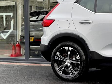 Volvo XC40 RECHARGE T4 INSCRIPTION 12