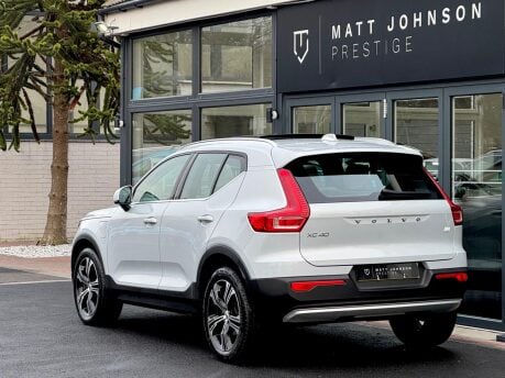 Volvo XC40 RECHARGE T4 INSCRIPTION 8