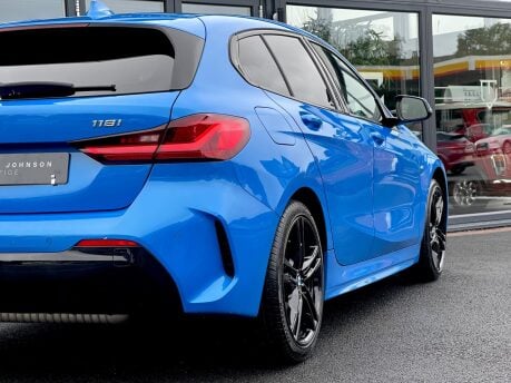 BMW 1 Series 118I M SPORT 6