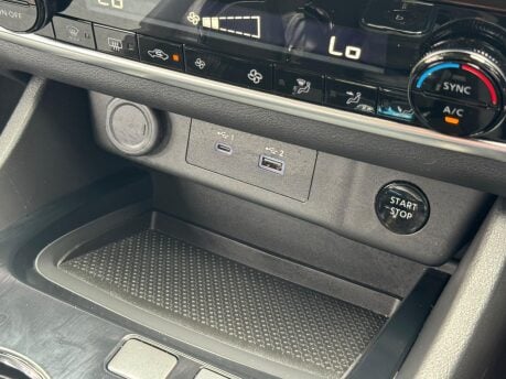 Nissan X-Trail E-4ORCE ACENTA PREMIUM 47