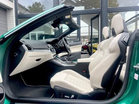 BMW M4 M4 COMPETITION M XDRIVE 28