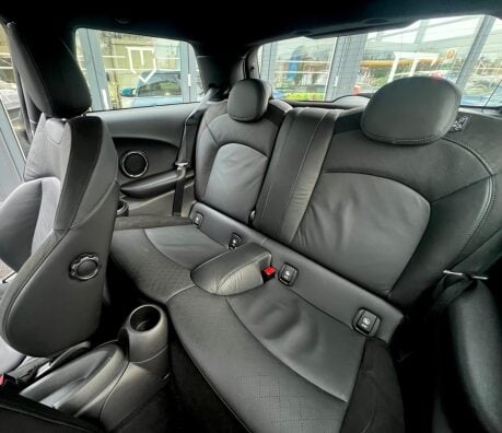 Mini Hatch COOPER S 33