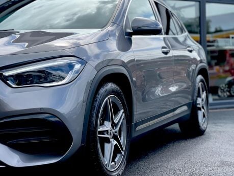 Mercedes-Benz GLA GLA 200 AMG LINE PREMIUM PLUS 6