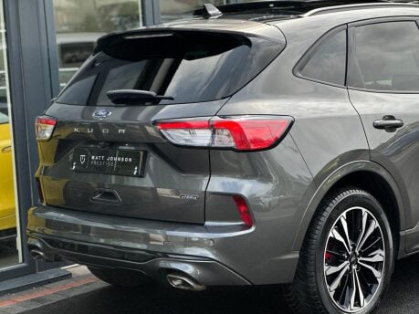 Ford Kuga ST-LINE X EDITION 20