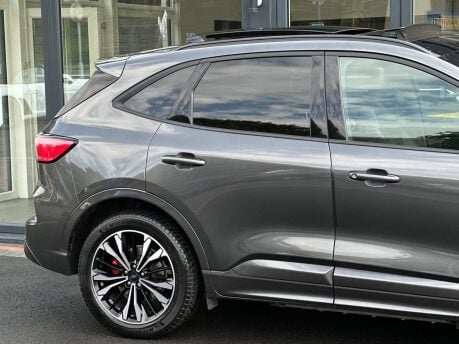 Ford Kuga ST-LINE X EDITION 27