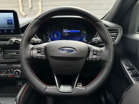 Ford Kuga ST-LINE X EDITION 33