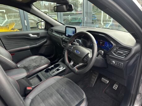 Ford Kuga ST-LINE X EDITION 30