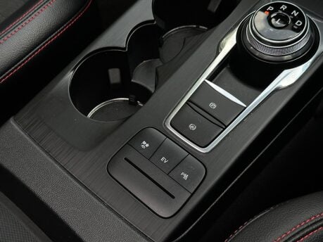 Ford Kuga ST-LINE X EDITION 36