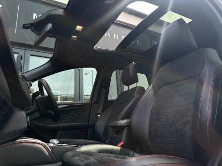 Ford Kuga ST-LINE X EDITION 17