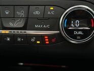 Ford Kuga ST-LINE X EDITION 8