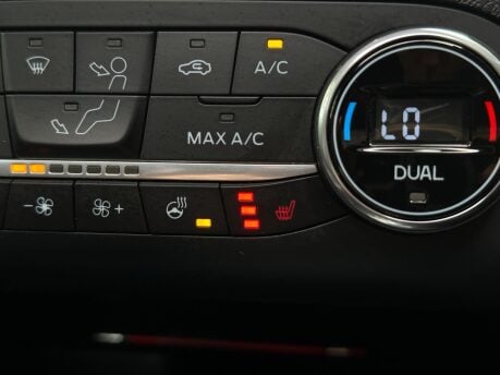 Ford Kuga ST-LINE X EDITION 8