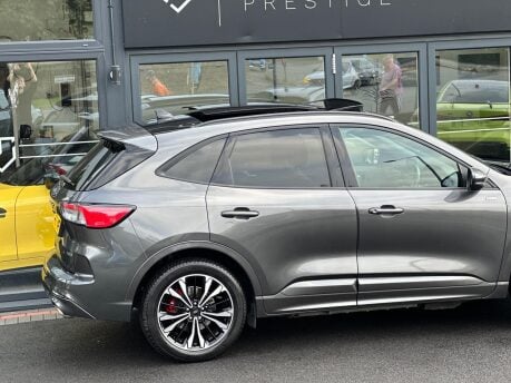 Ford Kuga ST-LINE X EDITION 23