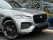 Jaguar F-Pace R-DYNAMIC BLACK MHEV 37