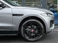 Jaguar F-Pace R-DYNAMIC BLACK MHEV 46
