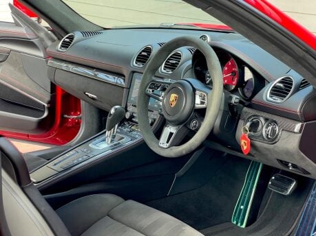 Porsche 718 Cayman CAYMAN GTS PDK 26