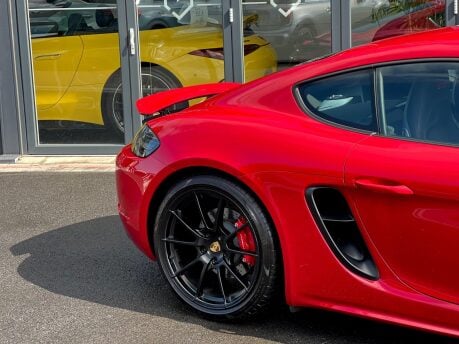 Porsche 718 Cayman CAYMAN GTS PDK 44