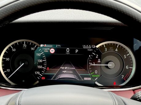 Land Rover Range Rover Evoque R-DYNAMIC HSE PHEV 46