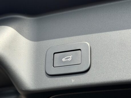 Land Rover Range Rover Evoque R-DYNAMIC HSE PHEV 30