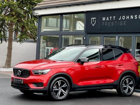 Volvo XC40 T3 R-DESIGN 6