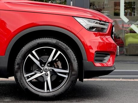 Volvo XC40 T3 R-DESIGN 20