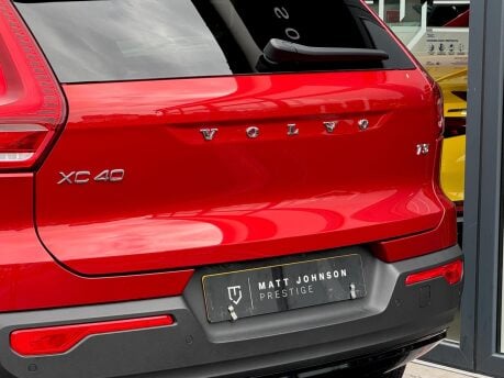 Volvo XC40 T3 R-DESIGN 41