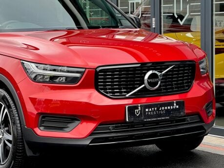 Volvo XC40 T3 R-DESIGN 16