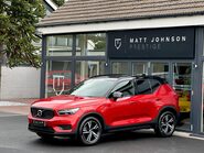 Volvo XC40 T3 R-DESIGN 3