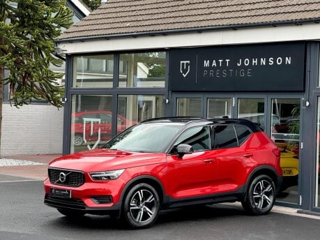 Volvo XC40 T3 R-DESIGN 3