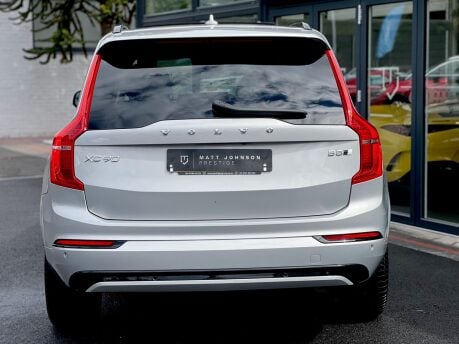 Volvo XC90 B5 ULTIMATE AWD MHEV 9